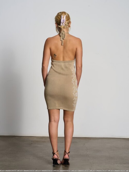 jlhbwxvzeswf183386a700d48493c