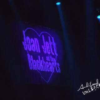 joanjett0575d403ada3b0ef8d