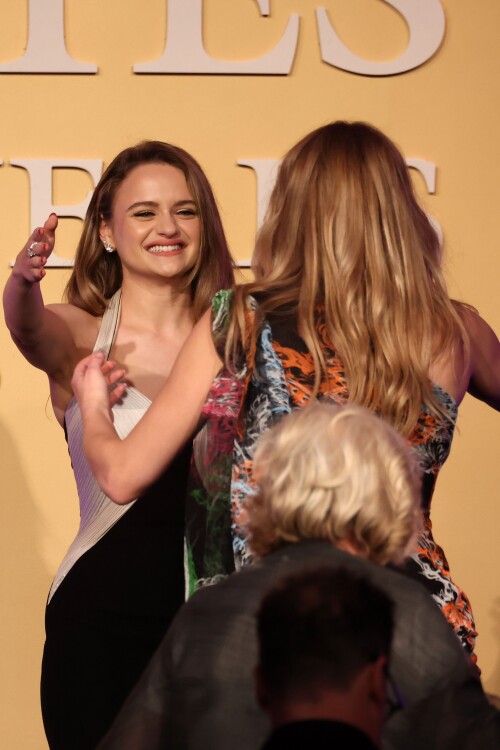 joey 200c49a4b352d246ff