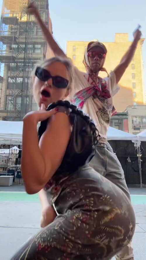 joey8fee816253a1b5cbe