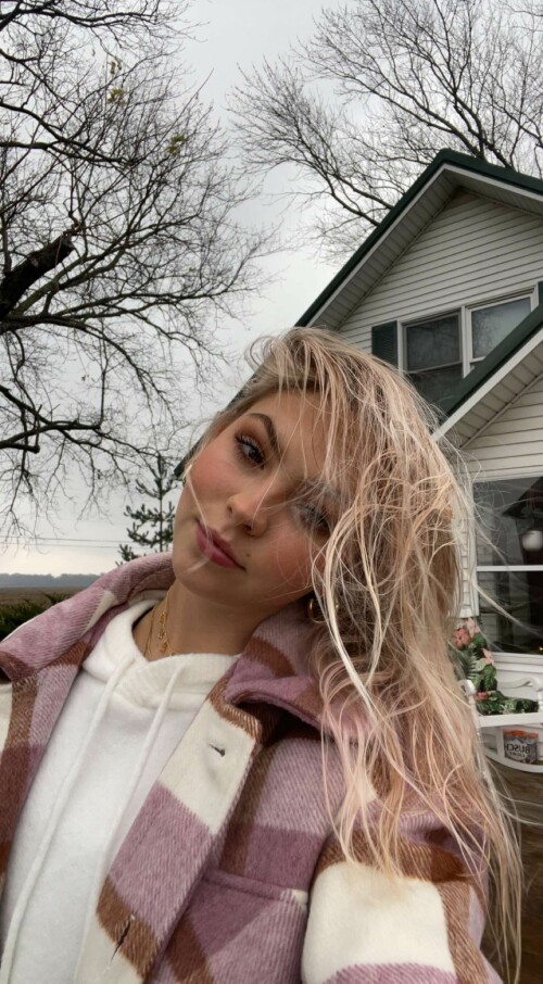 jordyn jones 11 26 2021 5eb7b8332b39c0e0a
