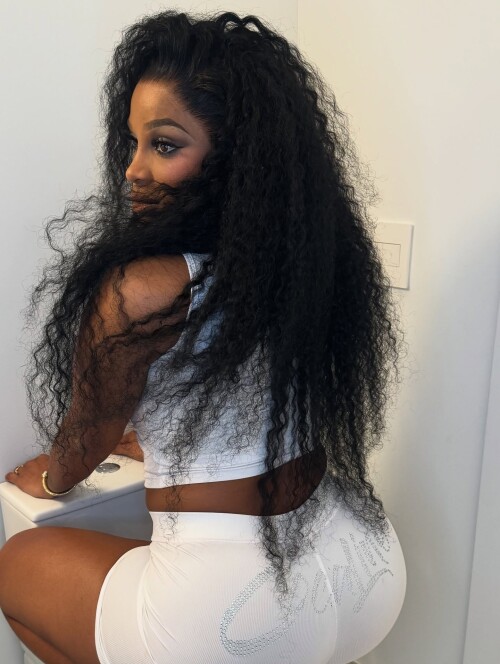 joseline_1759361325_3734115905064480863_237268761929474de8869c8631