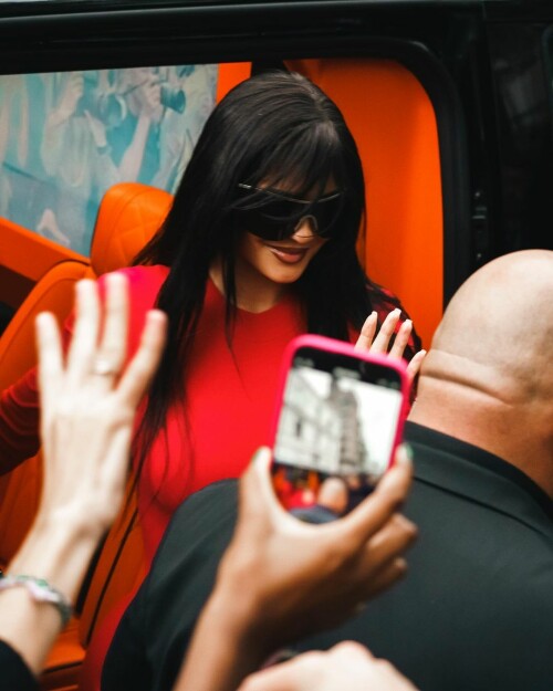 joshosuna 16959423883123c42eedf39215eb7