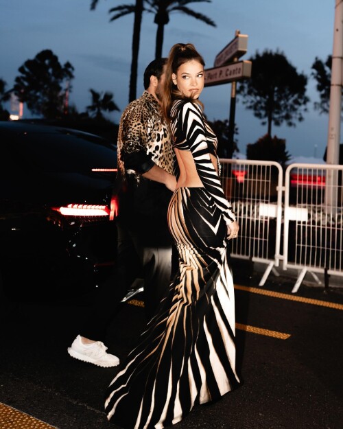 joshosuna 1716220150153c8a9cb249d166828