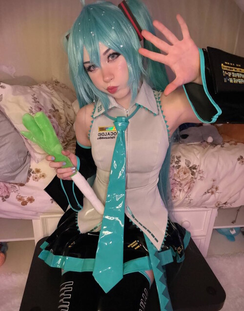 js9d7awn75249fb2ebd41bafd943be35d50b5dcc