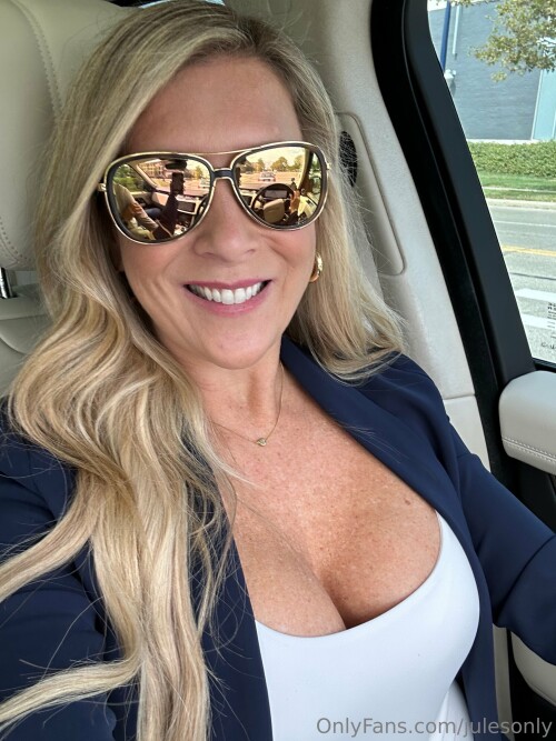 julesonlyvip 0005489209de933281d6f