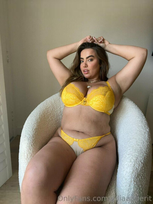 julia berit 0030e910cc23748831db