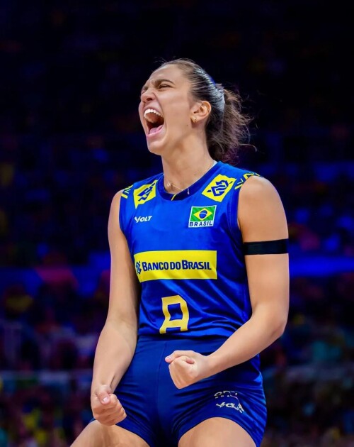 julia kudies v0 po95jec0wyrf176acbed35160d6cb