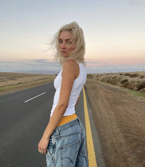 julia wulf 0024f2f3a91add86239f