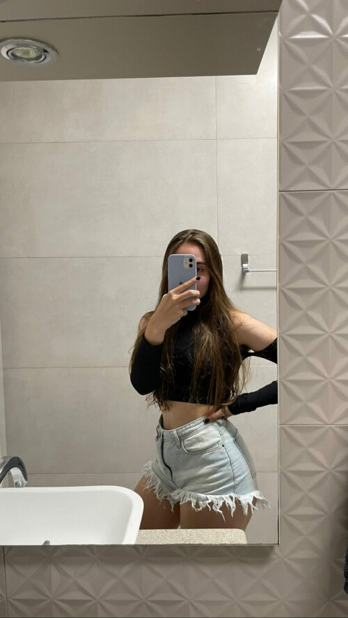juliamndiniz 6f96251927b54fc72