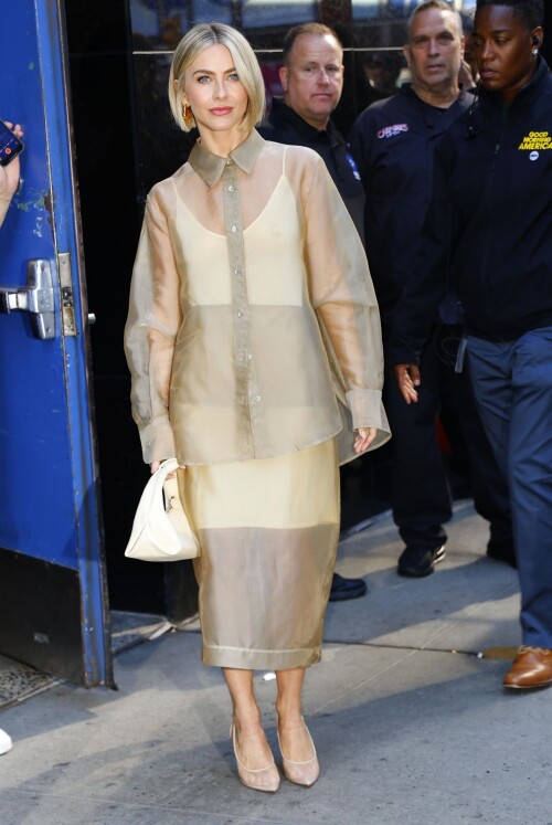 julianne_hough_-_in_NYC_20240813__1_5b51a1aee8e63ea0