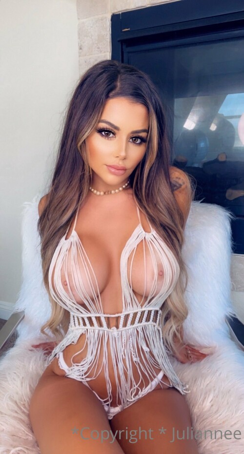 juliannee 2022 08 25 Hoechella Slut Step Dad 1