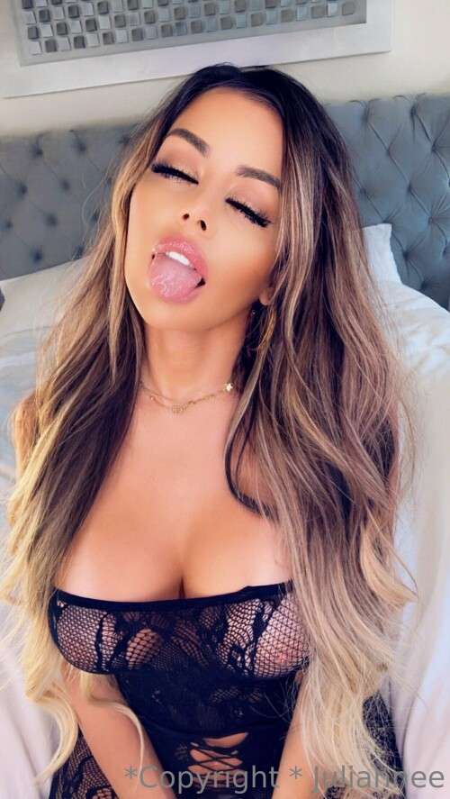 juliannee 2023 05 01 Roommates 4d211a0bbf61de7dc