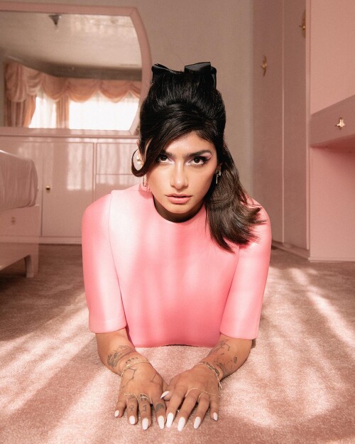 junocalypso 20231127 0004893cc6f5a74d2d12