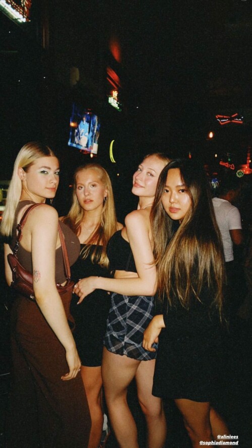 just.call.me.snow 14062022 0001