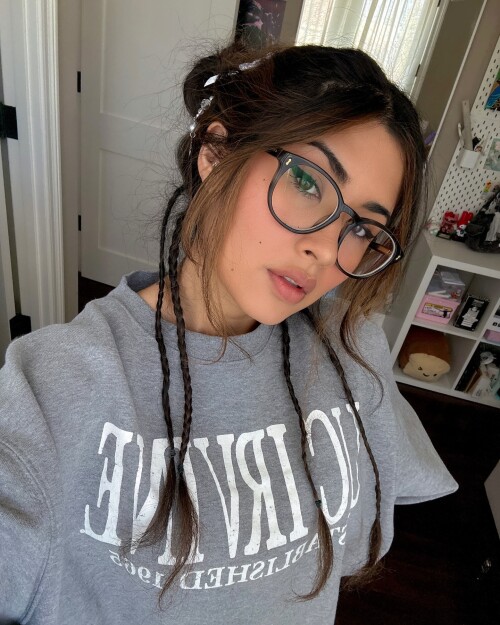 jydnlol 2024 11 12T220410.000Z 47e0ac7bc8f9d6a0f