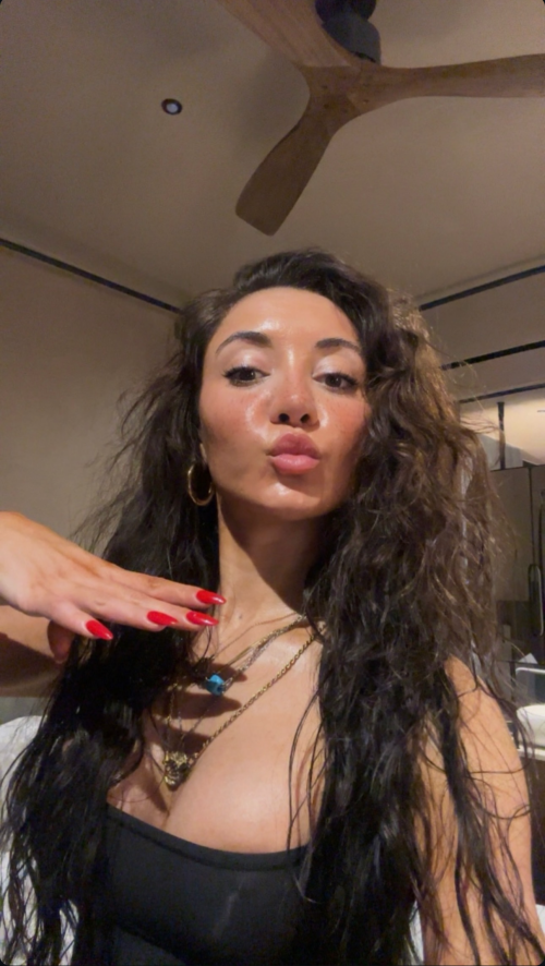 kDmAyB7C0yddb5e7fbd34da8e5