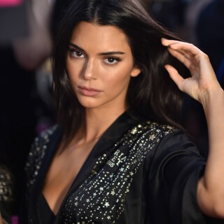 kUQH2fnI_o-10c9c3a68ef938917