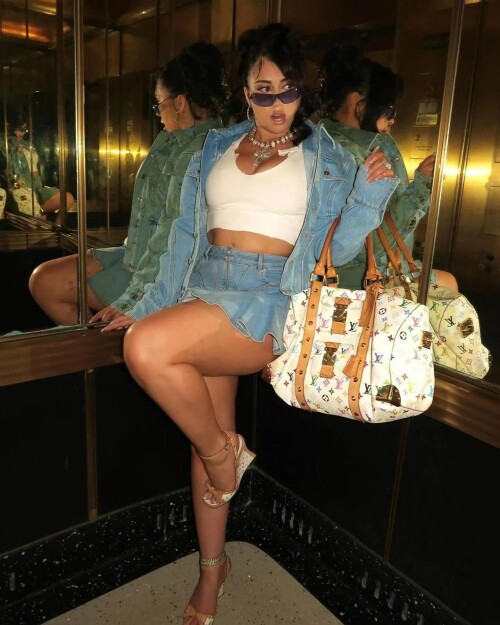 kaliuchis 17221729984690c04cf58f7ff082c