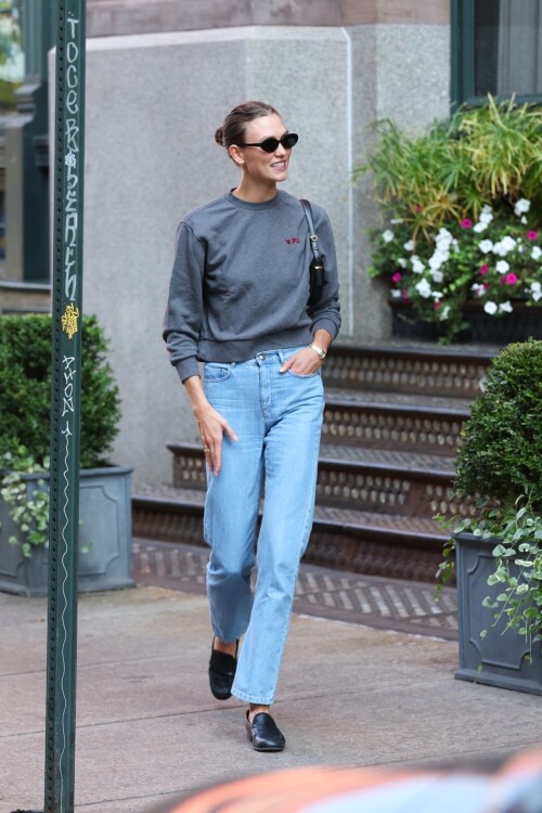 karlie37aa2883b2e8cbee2