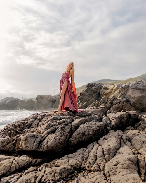 kat.mcnamara 20231108 023241 400117139 296333676642157 7161231256585275457 n835613e44aa31057