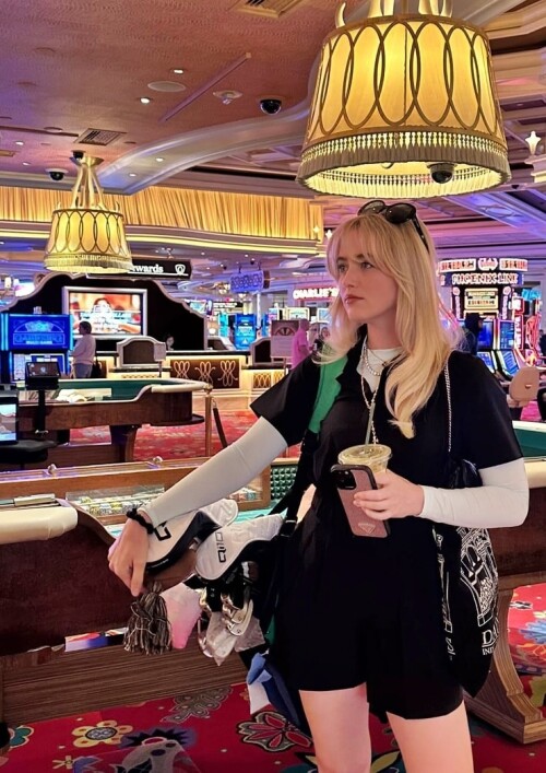 kat223956e54bbd041d8