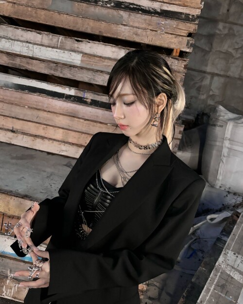 katarinabluu 25a2879dc7854db8ac11ec5da4c0bfd194942adf1f63fcbe