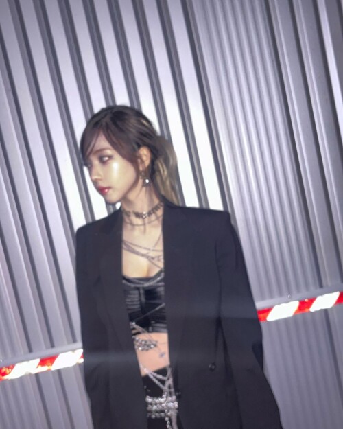 katarinabluu 7c410ec5139840ffb274a70adc2a54b88fac5c5f6c1e8154