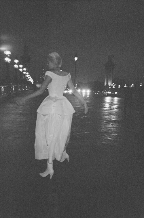 kate upton 032c summer 2024 12 1a05f63be9fa1828