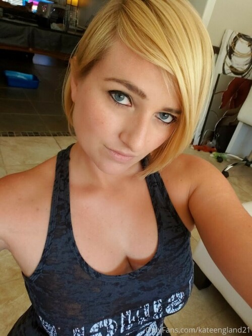 kateengland21 10 07 2020 519369501 Rise and shine its workout time