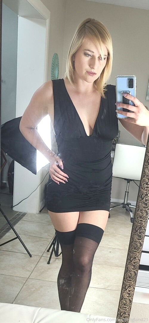 kateengland21 22 02 2021 2038467157 Morning loves new content coming your way soon 