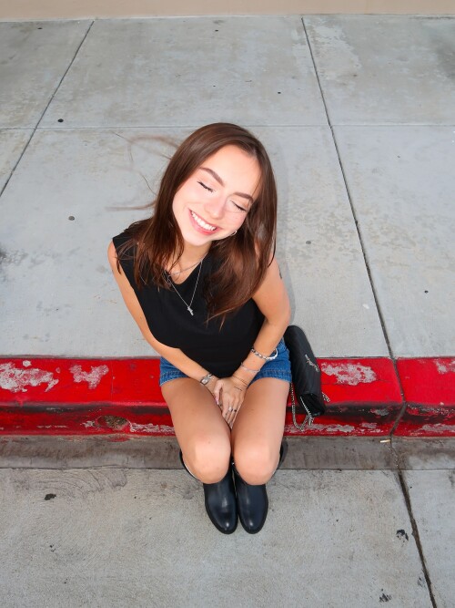 katelynelizabeth 08 09 2025 0049180e949a6f75de73