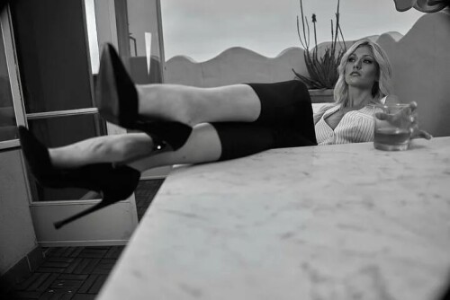 katherine on ig march 2024 v0 6p3lxgyu90rc151325db6cb4e9b60