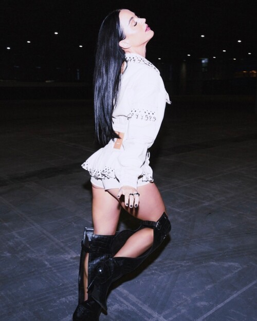 katyperry 3460178988708145008 2024 09 193e807a55d7592fa5