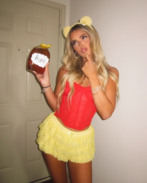 kayla 34b69728bf68901d5