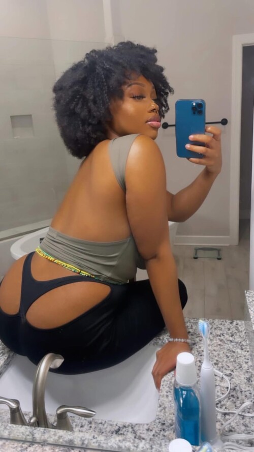 kcurieuse 20250424 00013442cf8dd0312c24