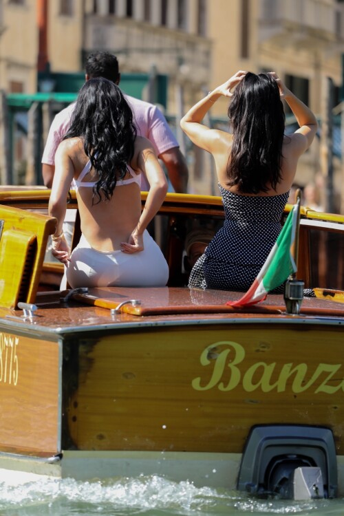 kendallkylie-8da9e4cf3d1c0a9b9