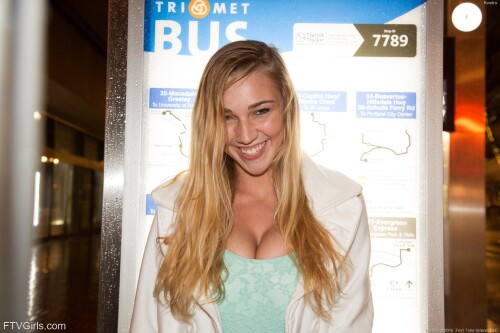 kendra11100392d36a5fa32bd