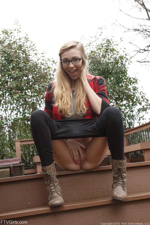 kendra22444f15a29bb3874d6