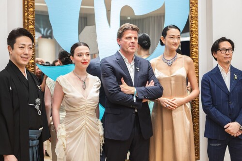 kff9f9fc116bb7569af1d60