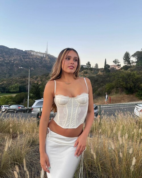 kianastadlerr 2925239161909685918 1548487635 6