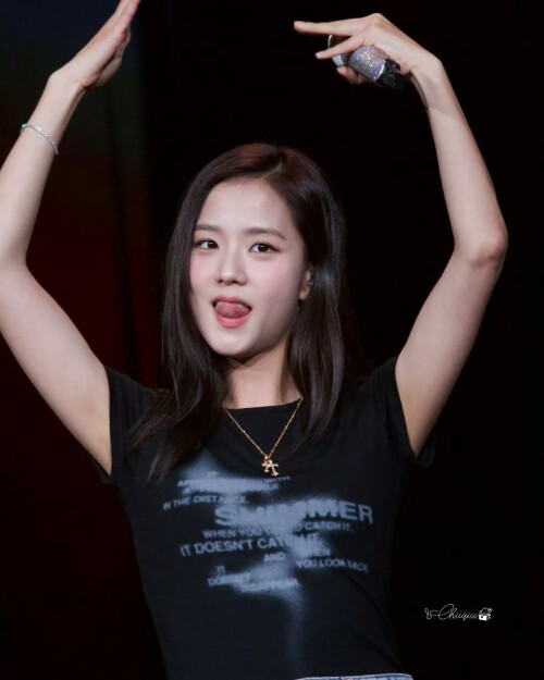 kimjisoo tw 20250321 193959 21832271802f31ce5ac2d6f276
