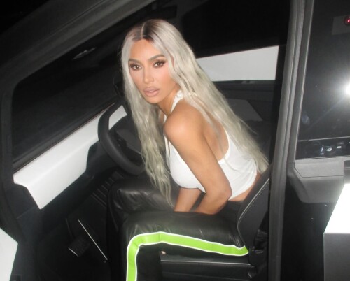 kimkardashian 2024 03 27T174119 07aa079d6d5cdf57c5