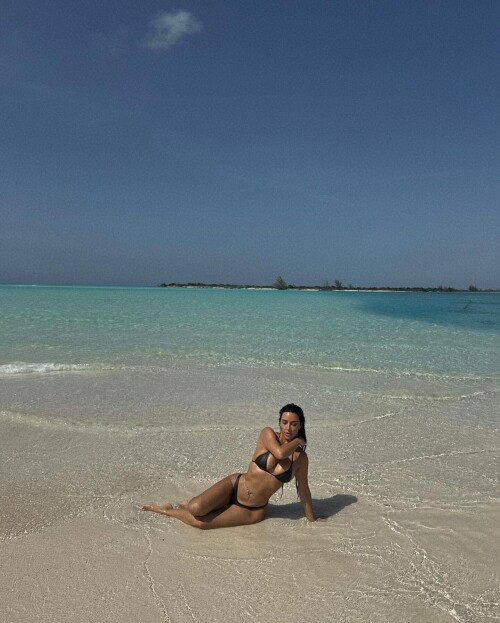 kimkardashian 2024 04 09T181711 49a0547e9e7de3e17