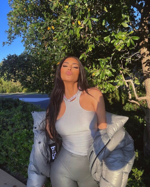 kimkardashian 26032022 0002