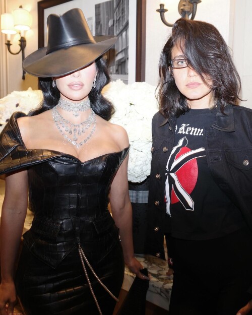 kimkardashian photo DJXHyUnSrP3 20250507 134747 4964902680ee20e7bc4ec0ded