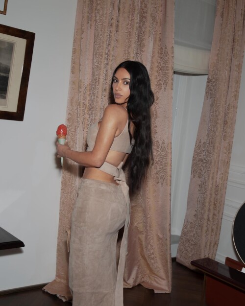 kimkardashian photo DOY6GofiX42 20250909 130340 543685268cce60f0e76ed6ad7