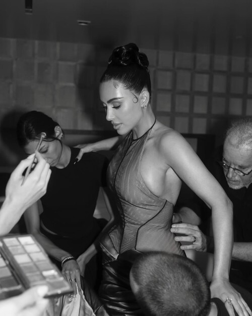 kimkardashian 1301700910f7fc0135c7b1e299