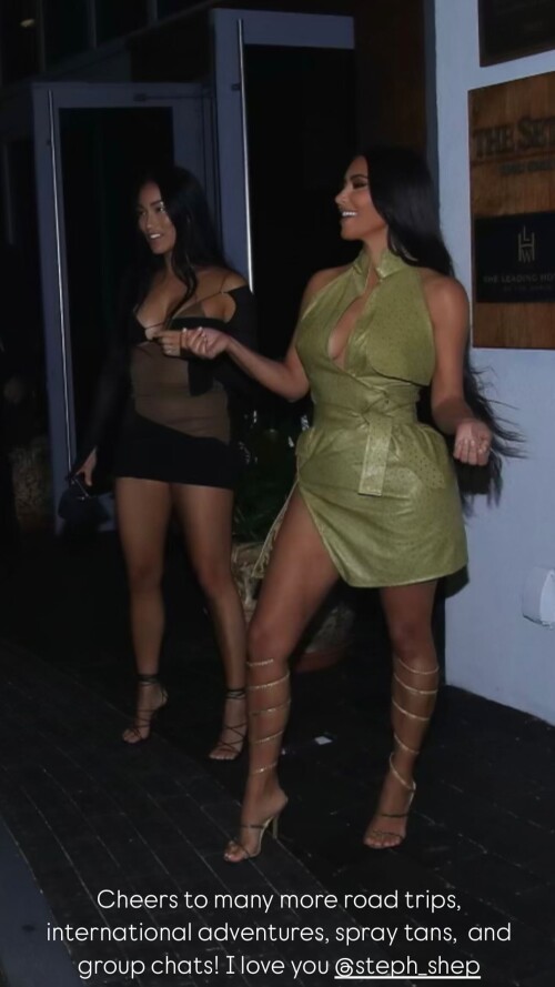 kimkardashian 1726454551 184286584436a1a308008dde