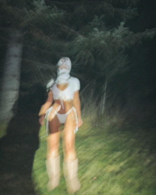 kimkardashian 1733105440 3513865577674060035 18428658f8081610ba3ae243